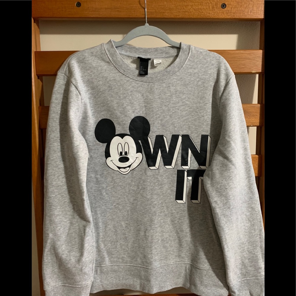Disney Men’s Mickey Sweatshirt